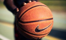 开云体育下载-北欧奇迹与东方风暴，冰岛争冠战掀翻葡萄牙，三笘薰数据封神震撼足坛