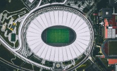 开云体育在线-战术的棋盘与巨星的权杖，曼城式压制下，伊布如何定义攻防两端统治力