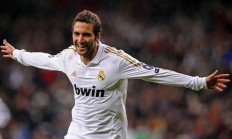 开云官方app入口-天山脚下无弱旅，伦纳德统治力诠释何为完胜