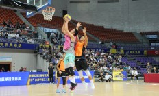 开云体育中国-关于篮球比赛中的精彩瞬间，让人目不转睛！的信息