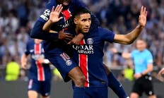 开云官方app入口-巴黎圣日耳曼客场大胜曼联，取得胜利的简单介绍