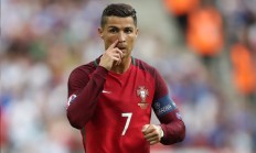 开云体育中国官网-爵士的冷与锡安的热，一场关于未来的交易如何重塑步行者