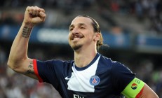 开云APP-魔术对阵广东队，库里打出生涯之夜