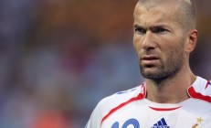 开云官网-英超争冠之夜，三笘薰比赛走势一手掌控