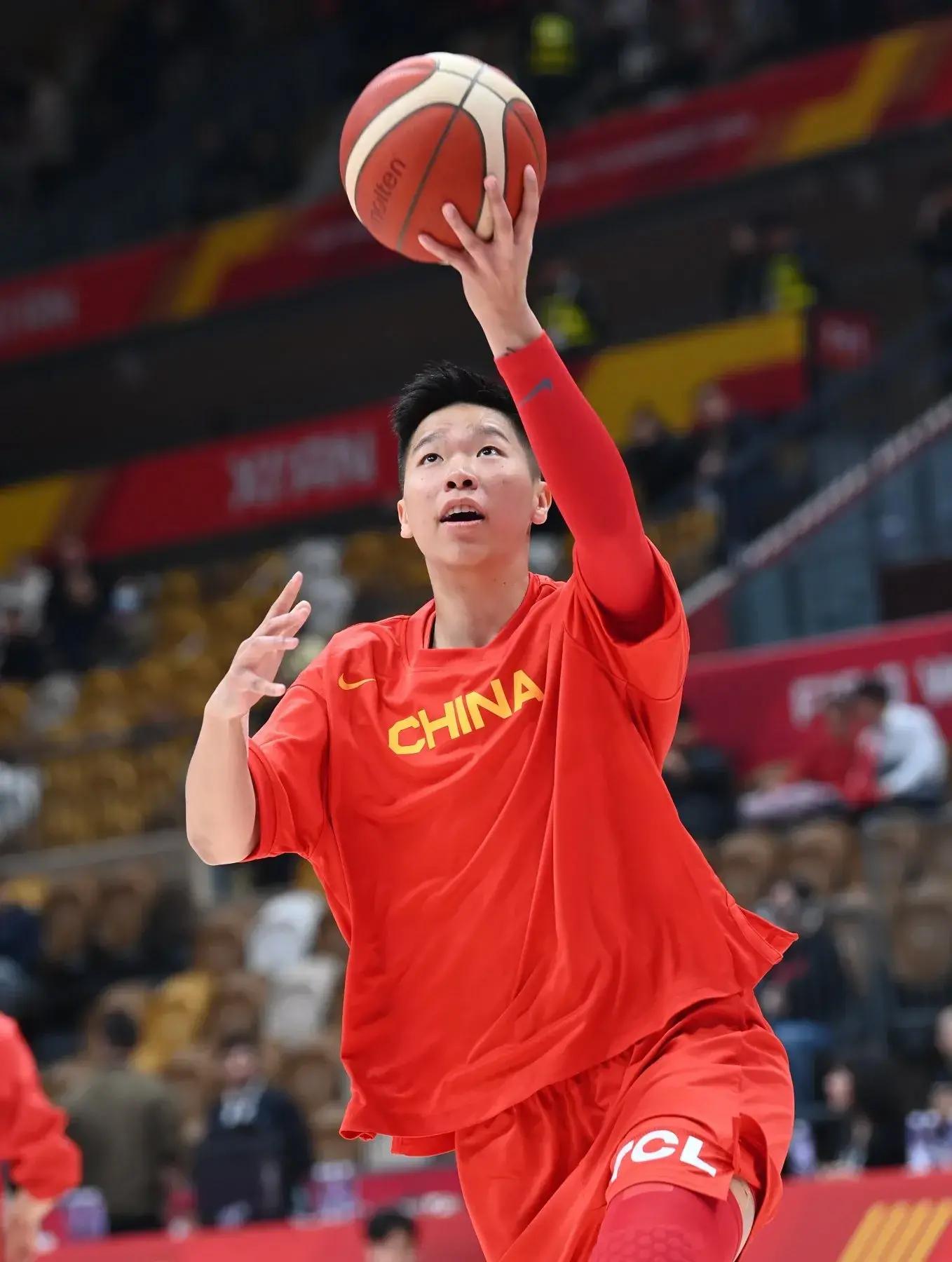 亚洲明日之星:年轻球员成就篮球梦想的简单介绍 亚洲明日之星:年轻球员成就篮球梦想的简单介绍