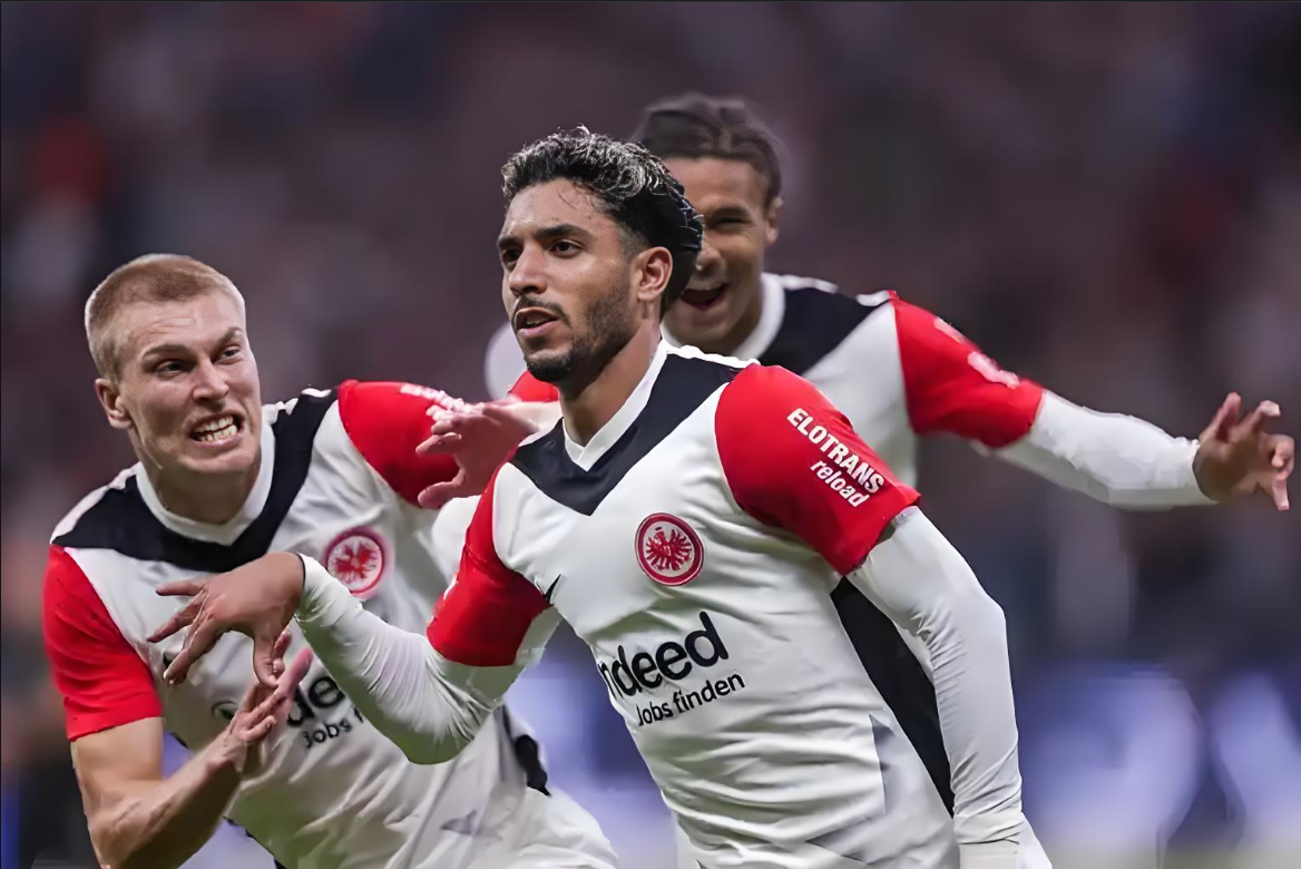 阿贾克斯表现出色,提前晋级半决赛的简单介绍 阿贾克斯表现出色,提前晋级半决赛的简单介绍