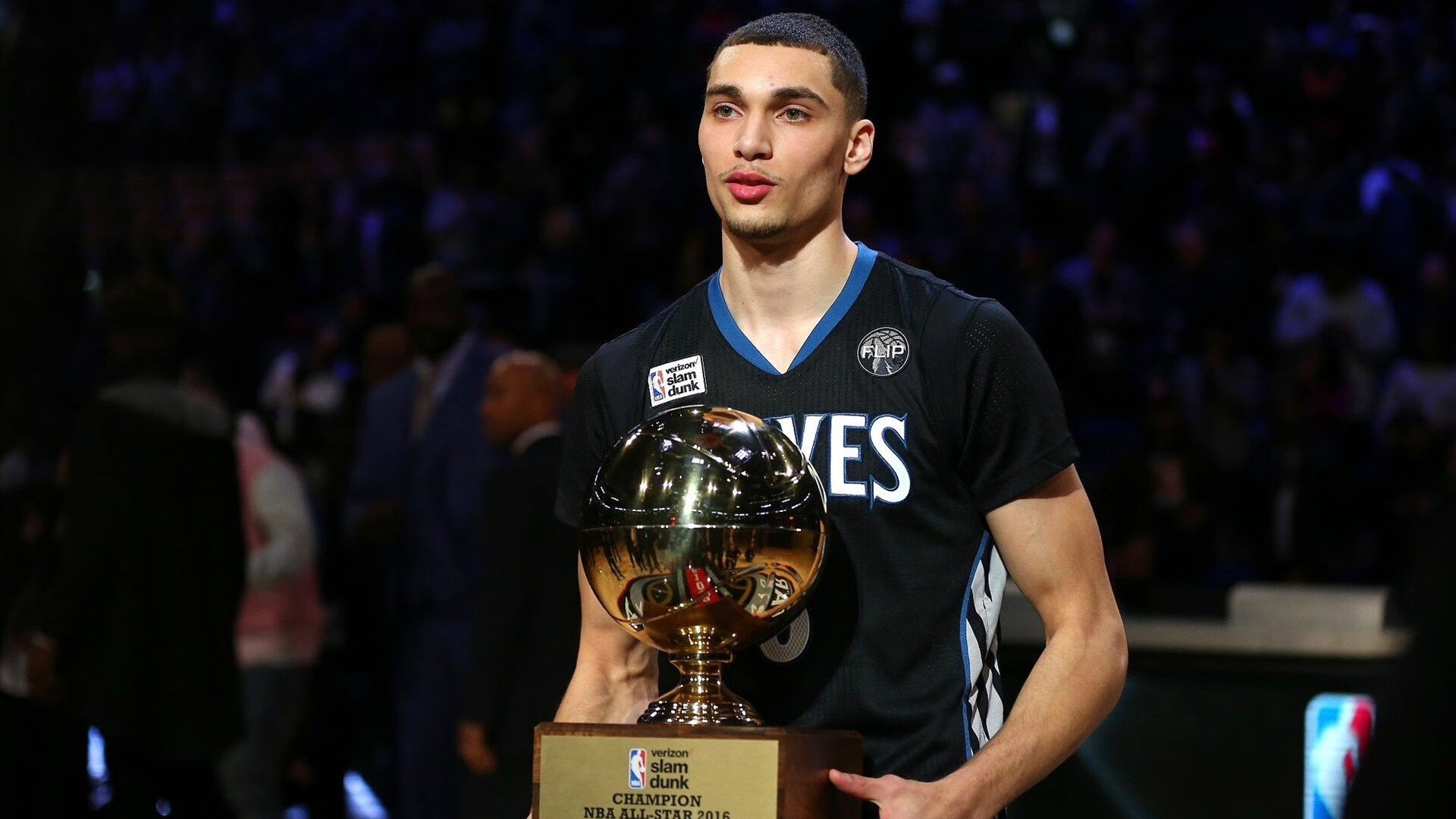 绿茵场上的绝杀,当卡瓦哈尔跨界点燃NBA季后赛之夜