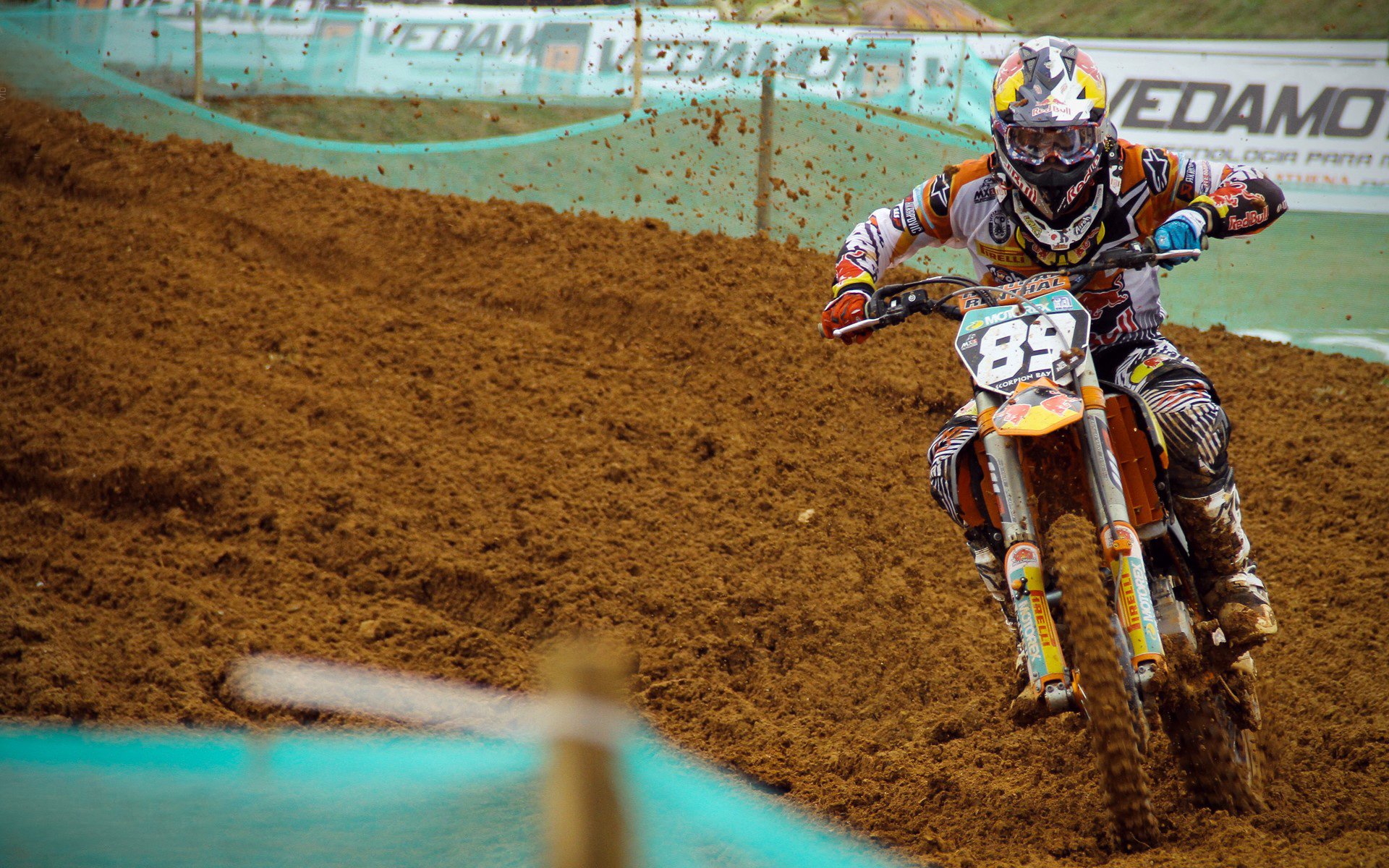 孤胆英雄，当周琦扛起步行者，在洛杉矶打响一个人的战争